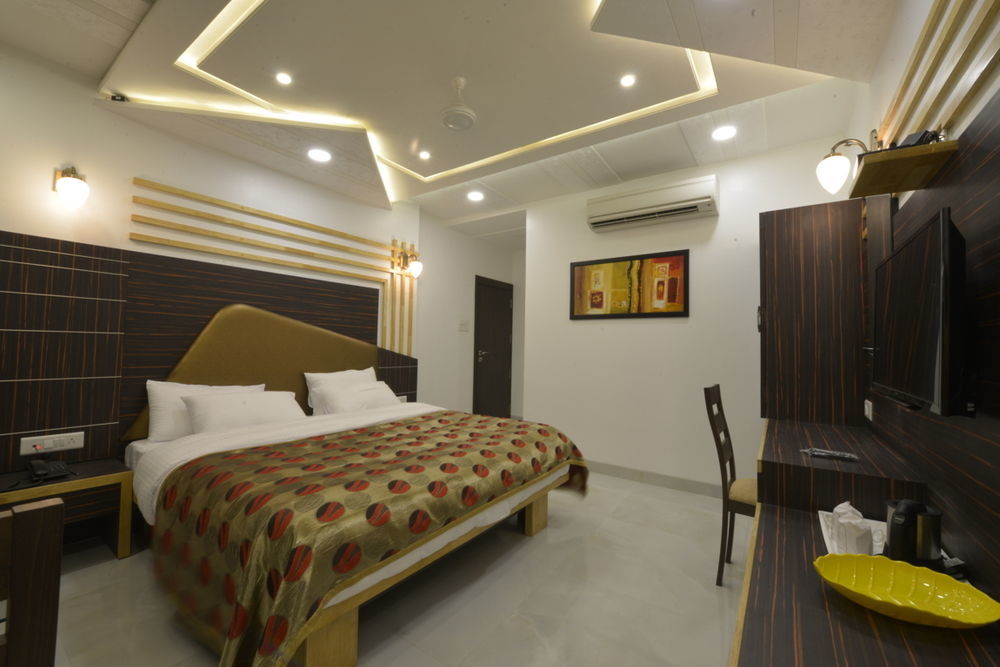 Hotel Jp International Aurangābād Esterno foto